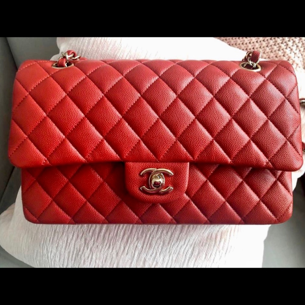 Chanel Classic Medium Flap Bag 19B True Red - Picture 4 of 9